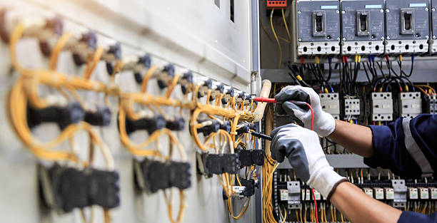 Professional Electrician technician working in Bedford, VA